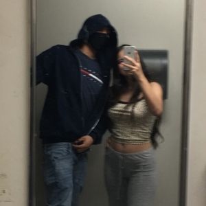 Meet your Posher, Mia